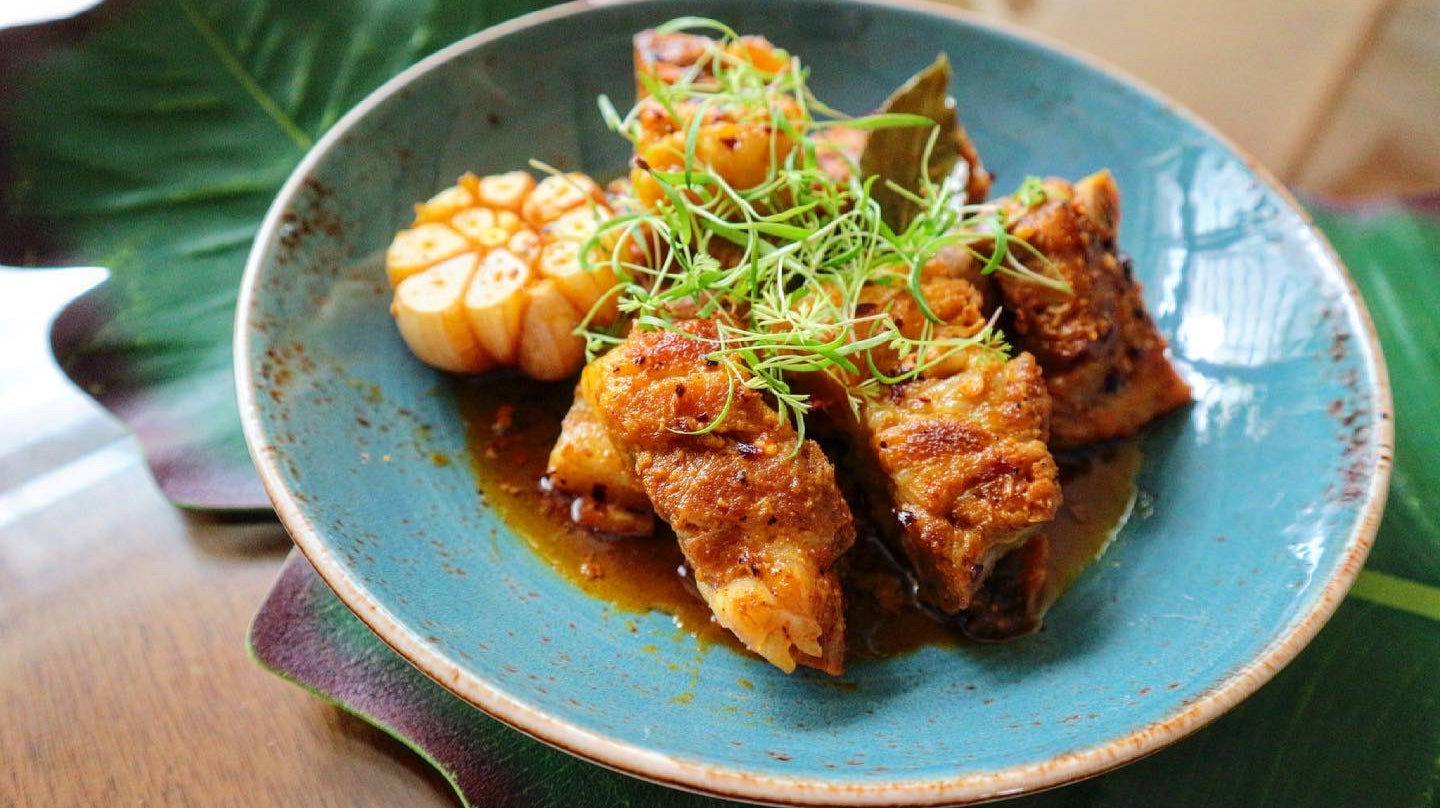 Panlasang Negrense: Adobo na Pula